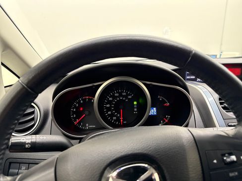 Used 2011 MAZDA CX-7 i Sport w/ Convenience Pkg FWD image 16