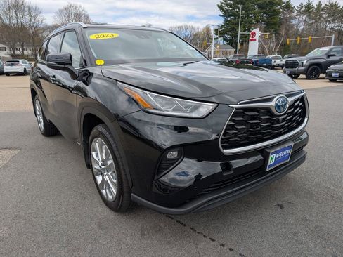 Used 2023 Toyota Highlander Limited AWD/4WD image 8