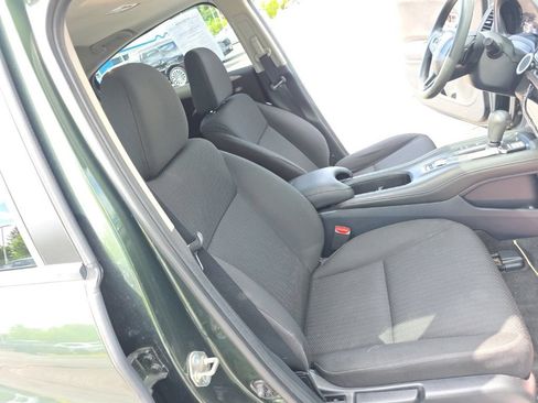Used 2018 Honda HR-V EX image 28