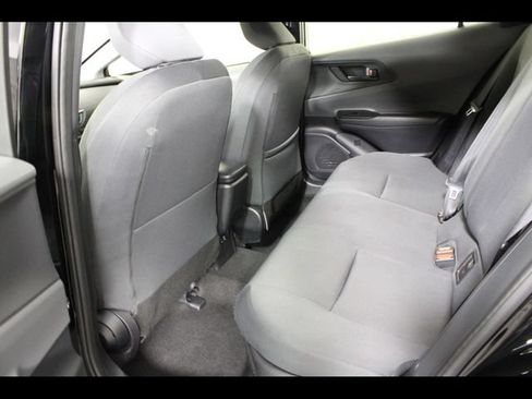 Used 2025 Toyota Prius LE FWD image 13