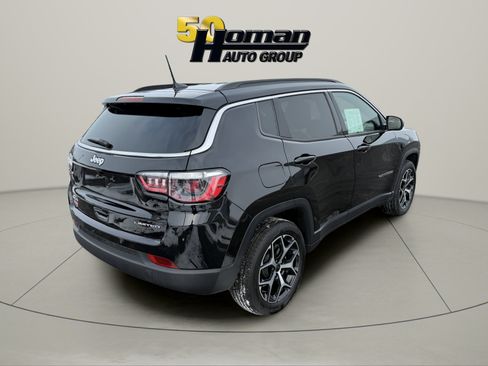 Used 2025 Jeep Compass Limited AWD/4WD image 5