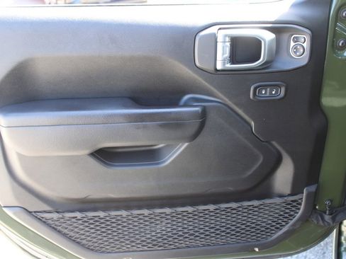 Used 2022 Jeep Wrangler Unlimited Sport S image 29