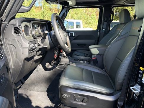 Used 2024 Jeep Gladiator Mojave image 9
