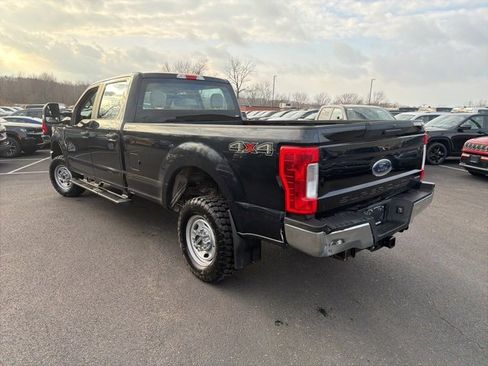 Used 2019 Ford F350 XL w/ Power Equipment Group image 6