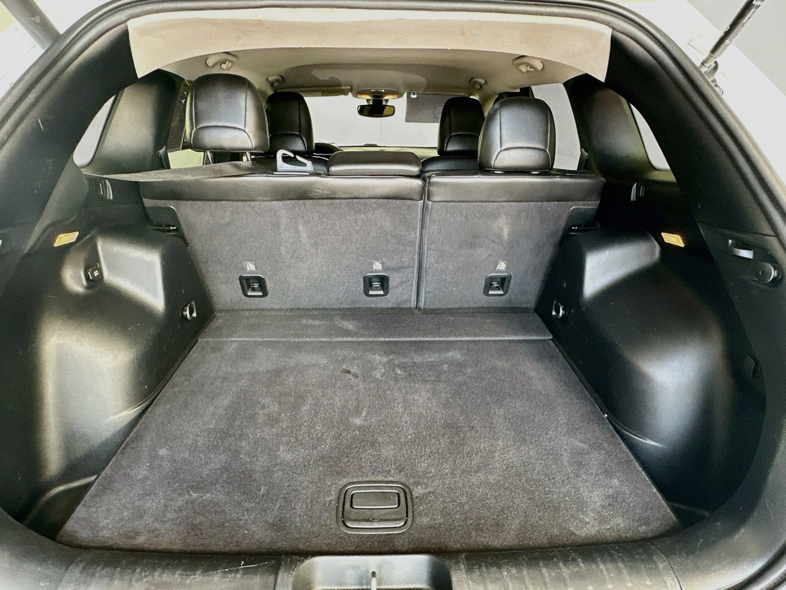 Used 2020 Jeep Cherokee Latitude Plus FWD image 23