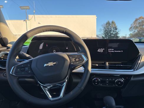 New 2026 Chevrolet Trax LT image 11