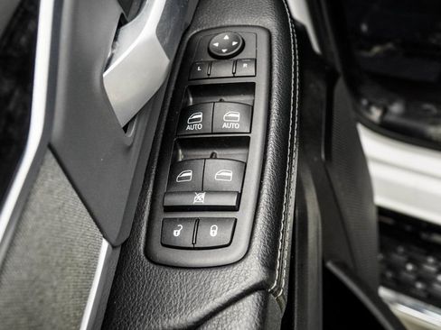 Used 2022 RAM 2500 Big Horn AWD/4WD image 33