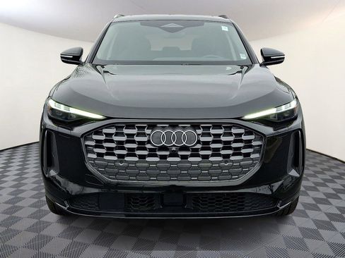 Used 2025 Audi Q5 Premium Plus w/ Premium Plus image 2