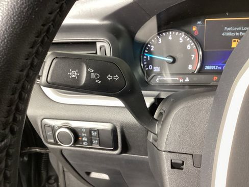 Used 2024 Ford Explorer XLT AWD/4WD image 23