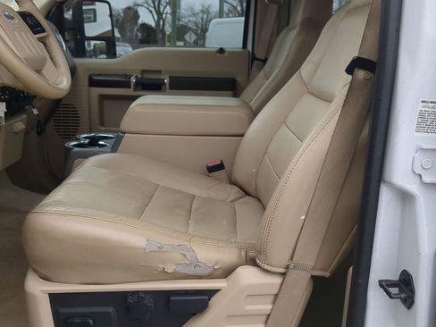 Used 2008 Ford F450 Lariat image 16