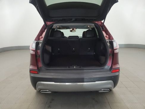 Used 2021 Jeep Cherokee Limited image 29