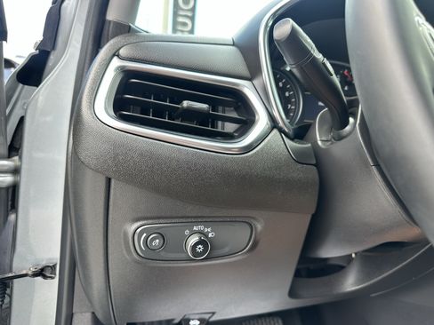 Certified 2024 Chevrolet Equinox LT FWD image 31
