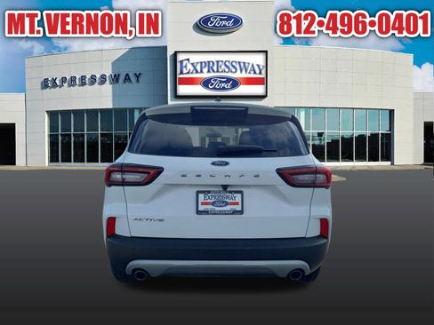 Used 2024 Ford Escape Active w/ Cold Weather Package FWD image 8