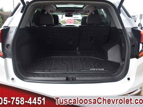 Used 2023 GMC Terrain AT4 w/ Tech Package image 9