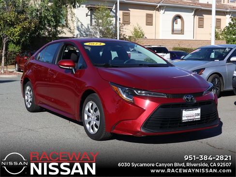 Used 2024 Toyota Corolla LE image 1