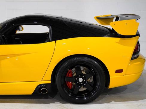 Used 2009 Dodge Viper ACR image 29