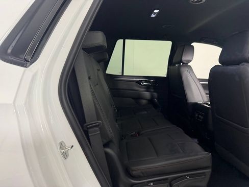 Used 2026 Chevrolet Tahoe RST AWD/4WD image 28