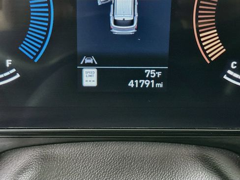 Used 2024 Hyundai Kona SEL AWD/4WD image 13