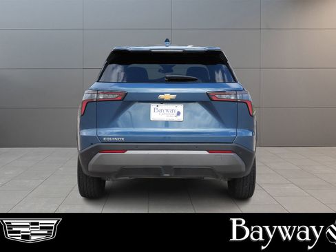 Used 2025 Chevrolet Equinox LT image 6