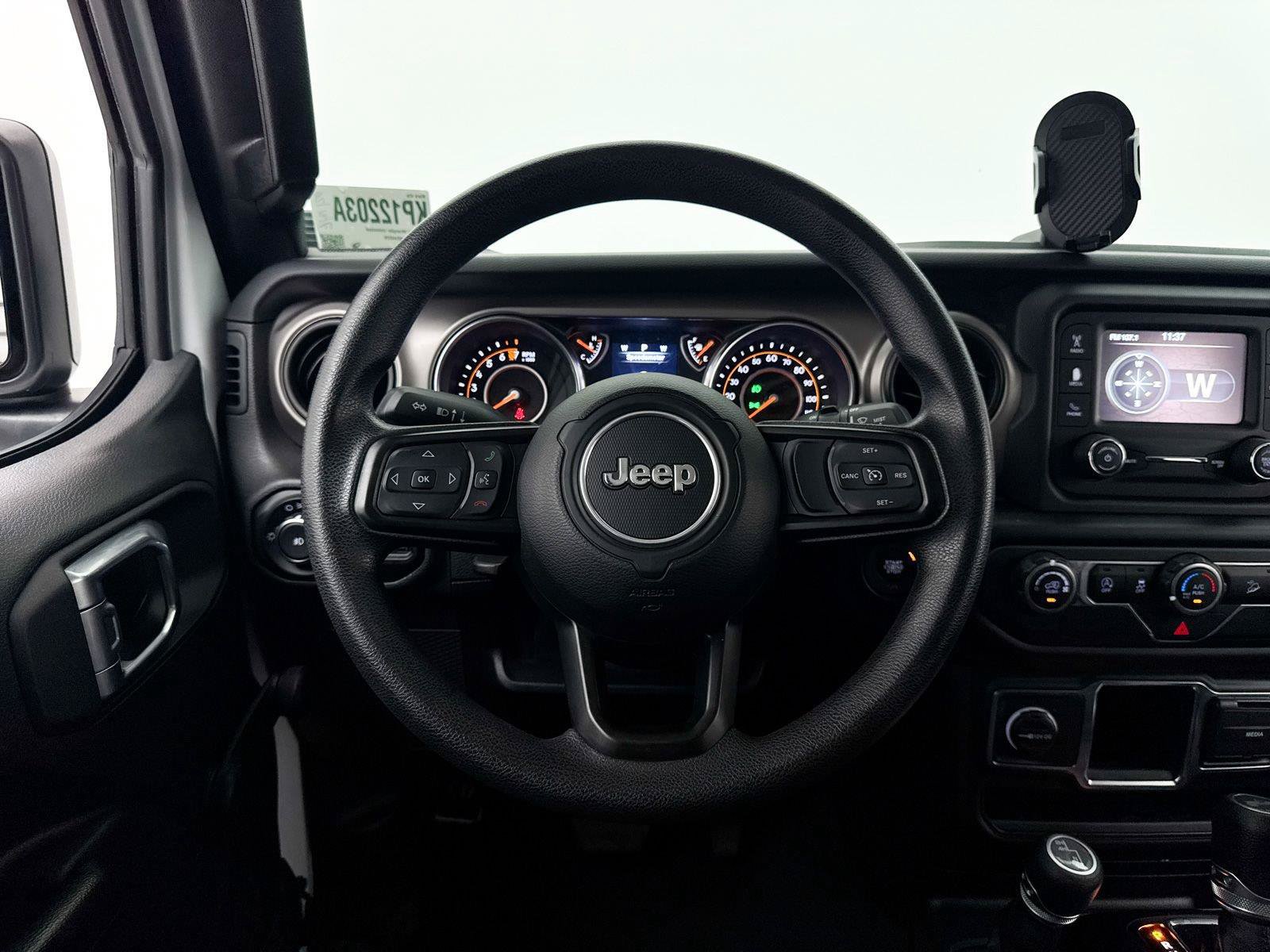 Used 2020 Jeep Wrangler Unlimited Sport AWD/4WD image 3