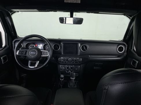 Used 2020 Jeep Wrangler Unlimited Sahara AWD/4WD image 14