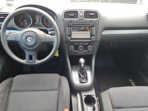 Used 2012 Volkswagen Golf 4-Door FWD image 7