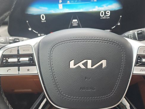 Used 2024 Kia Telluride SX X-Pro AWD/4WD image 18