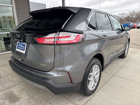 Certified 2024 Ford Edge SEL w/ Convenience Package image 8
