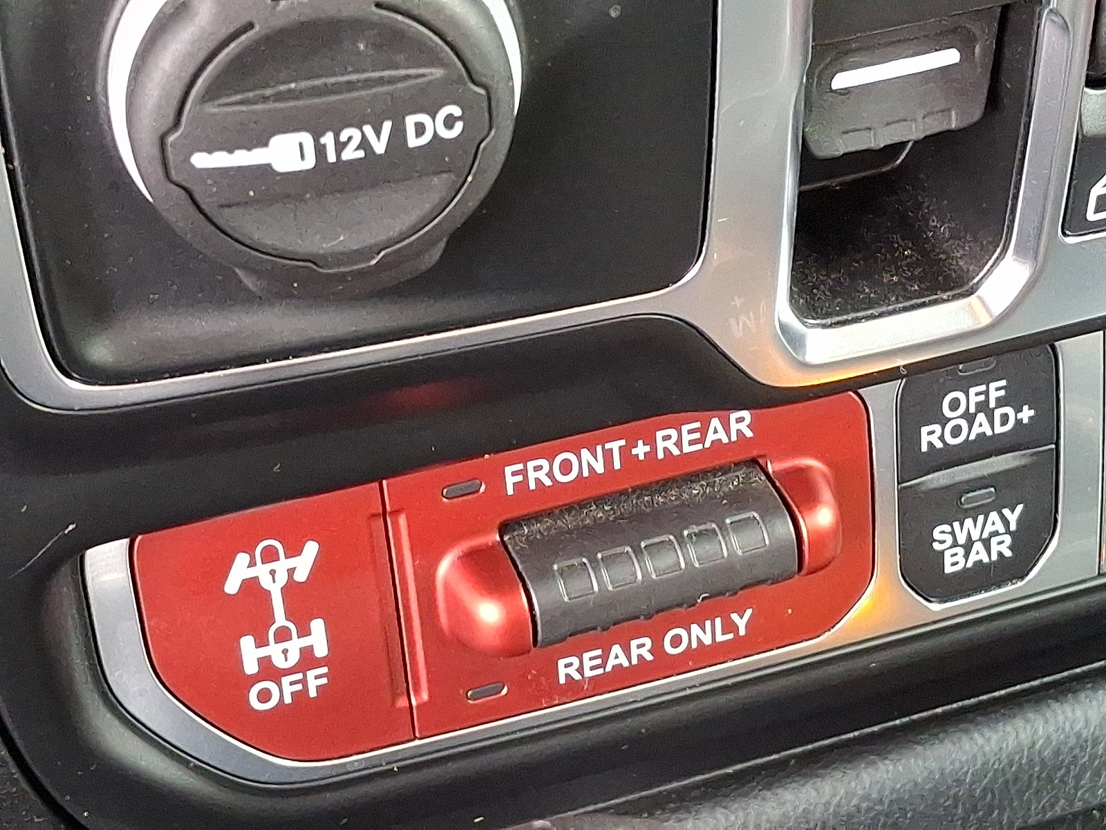 Used 2025 Jeep Wrangler Unlimited Rubicon AWD/4WD image 25