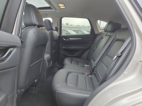 New 2025 MAZDA CX-5 AWD 2.5 S w/ Preferred Package image 8