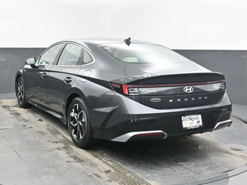 Used 2025 Hyundai Sonata SEL image 8