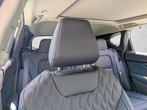 Used 2026 Nissan Murano Platinum w/ Cargo Package AWD/4WD image 15