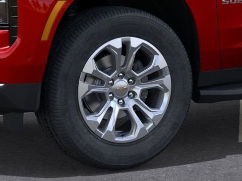 New 2025 Chevrolet Suburban LT w/ Comfort Package image 9