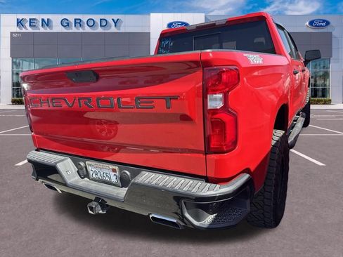 Used 2019 Chevrolet Silverado 1500 LT Trail Boss AWD/4WD image 4