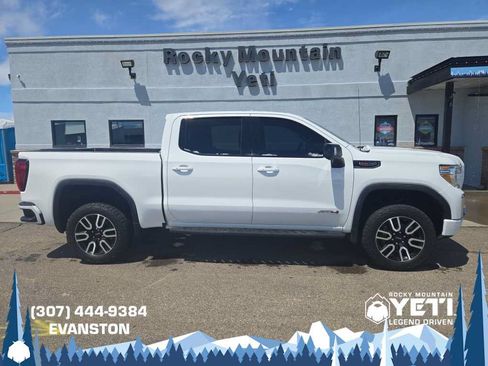 Used 2022 GMC Sierra 1500 AT4 w/ AT4 Premium Package AWD/4WD image 2