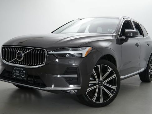 Certified 2023 Volvo XC60 B5 Ultimate AWD/4WD image 2