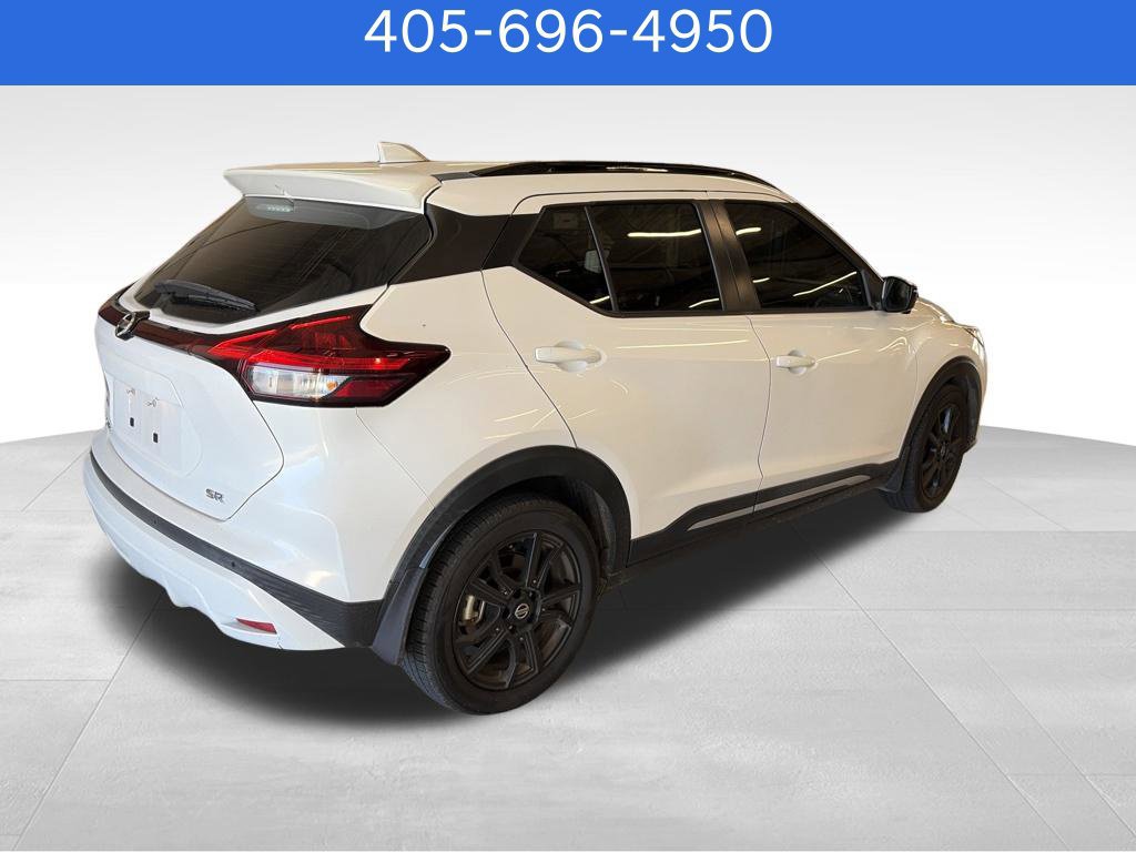 Used 2021 Nissan Kicks SR w/ SR Premium Package FWD image 10