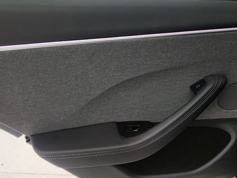 Used 2025 Tesla Model 3 RWD image 43