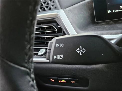 Used 2024 BMW X5 xDrive40i w/ Premium Package image 16