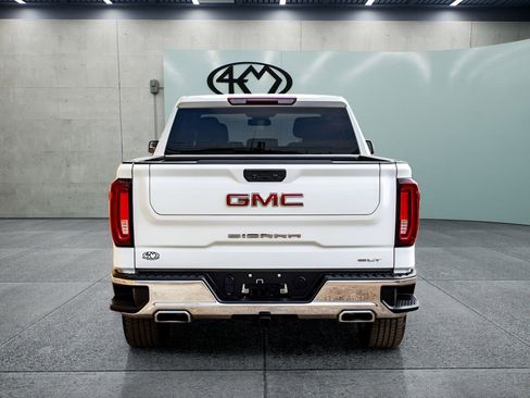 Used 2023 GMC Sierra 1500 SLT AWD/4WD image 4