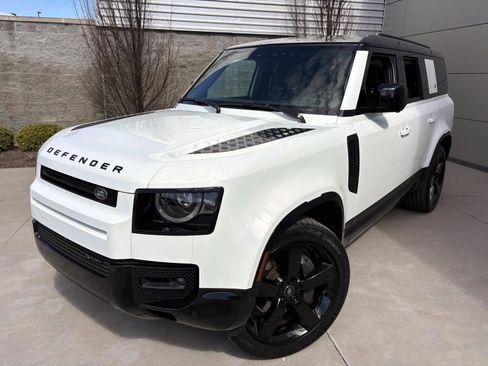Used 2023 Land Rover Defender 130 X-Dynamic SE image 1