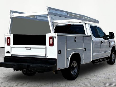 Used 2020 Ford F250 XL w/ Power Equipment Group RWD image 6