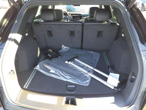 New 2025 Cadillac XT5 Sportv image 15