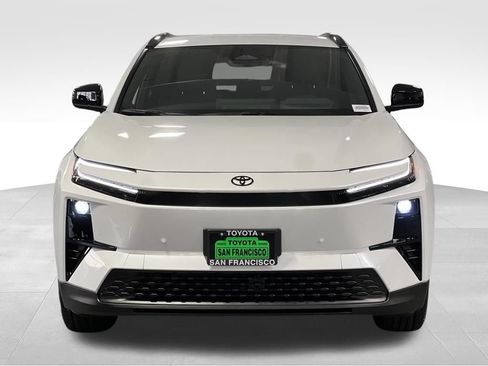 New 2026 Toyota C-HR AWD/4WD image 5