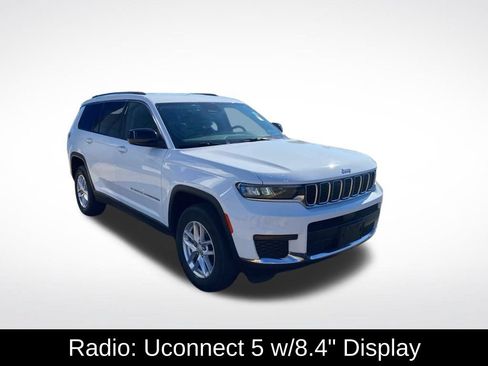 Used 2022 Jeep Grand Cherokee L Laredo w/ Luxury Tech Group I AWD/4WD image 3