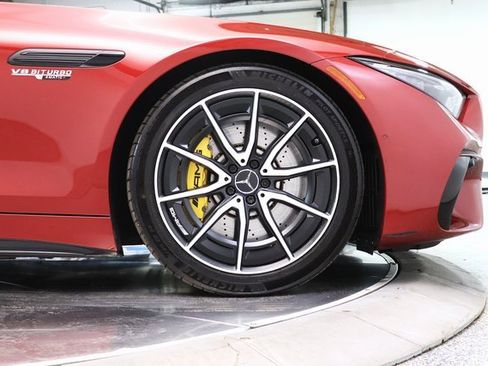 Used 2022 Mercedes-Benz SL 55 AMG 4MATIC image 15