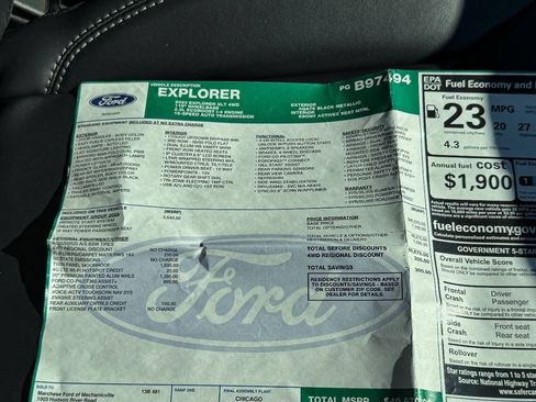 Used 2023 Ford Explorer XLT w/ Equipment Group 202A AWD/4WD image 34