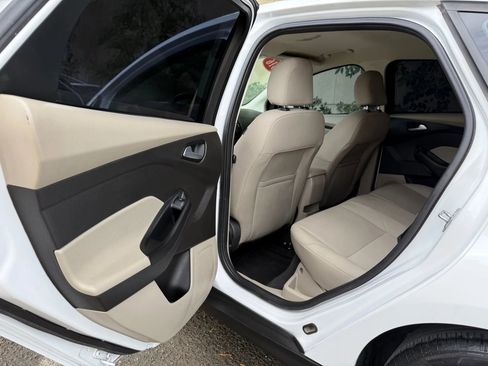 Used 2016 Ford Focus SE image 17