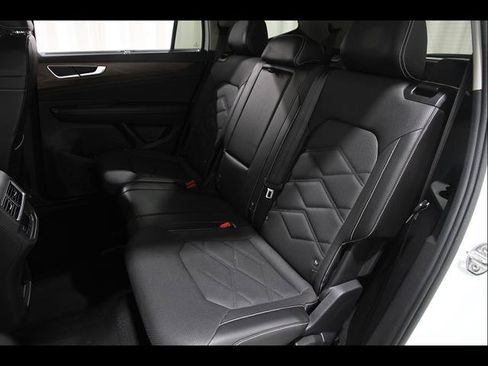 Certified 2024 Volkswagen Atlas SE AWD/4WD image 19