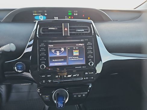 Used 2021 Toyota Prius Prime LE image 14